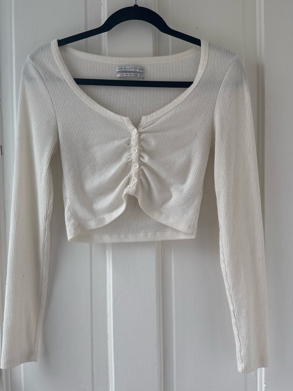 Urban Outfitters Off-White Ribbed Button-Center Crop Top